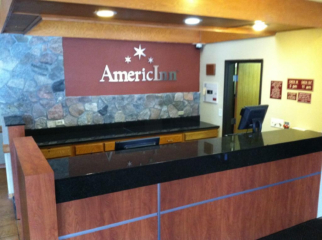 Americinn By Wyndham Fargo West Acres Exterior photo